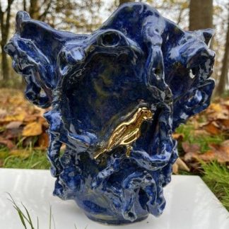 Mørkeblå vase m. guldfugl